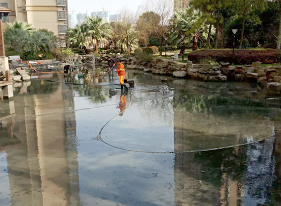 铜山景观池淤泥清理